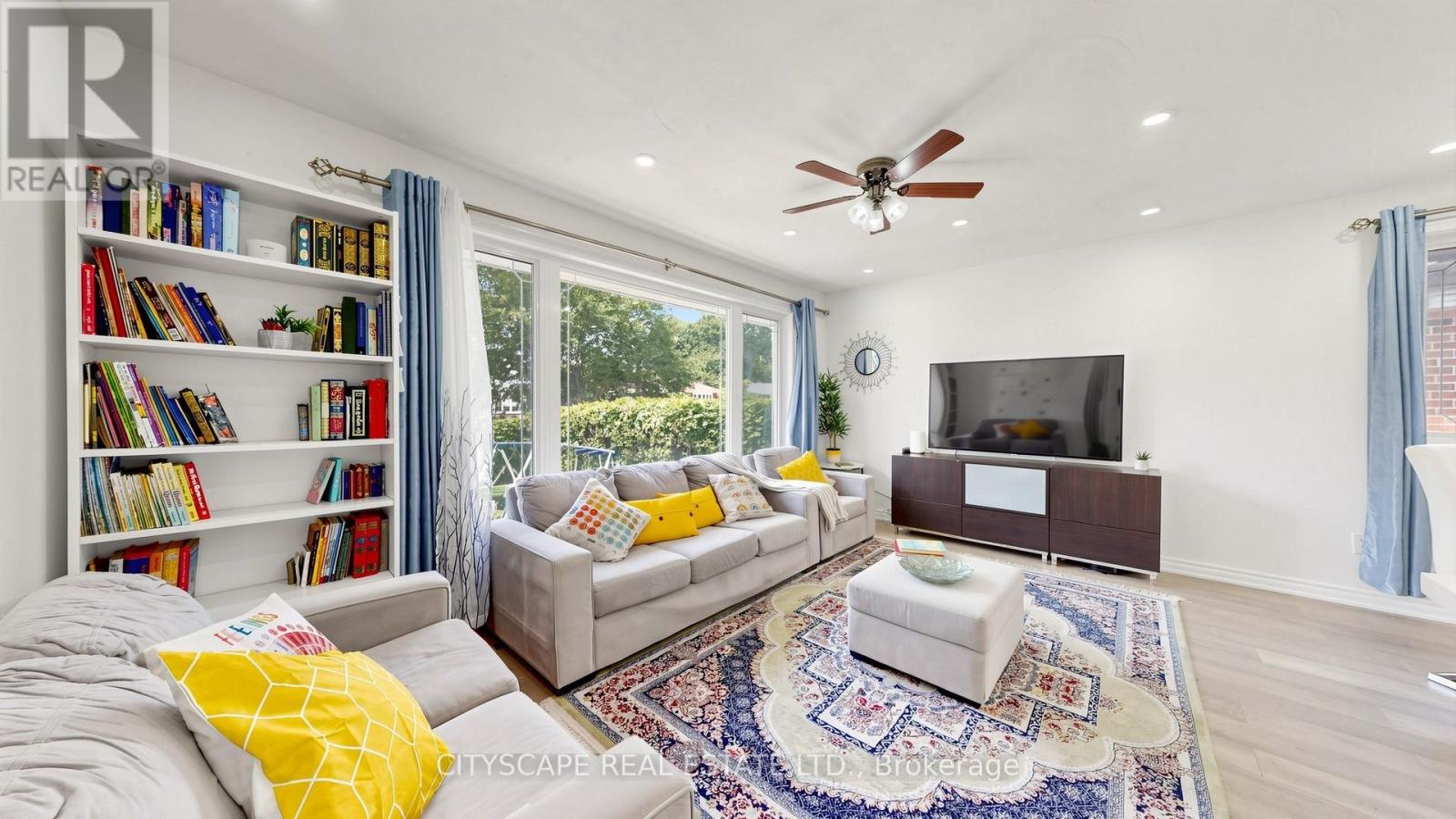 15 BARNES CRESCENT - 6