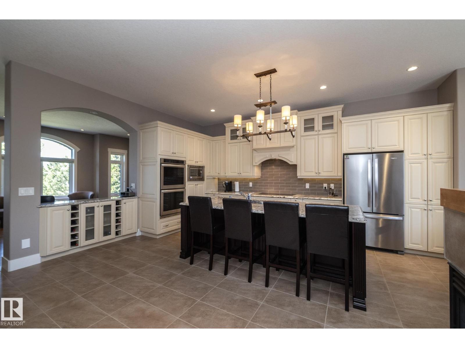 6504 97 AV NW — photo 14