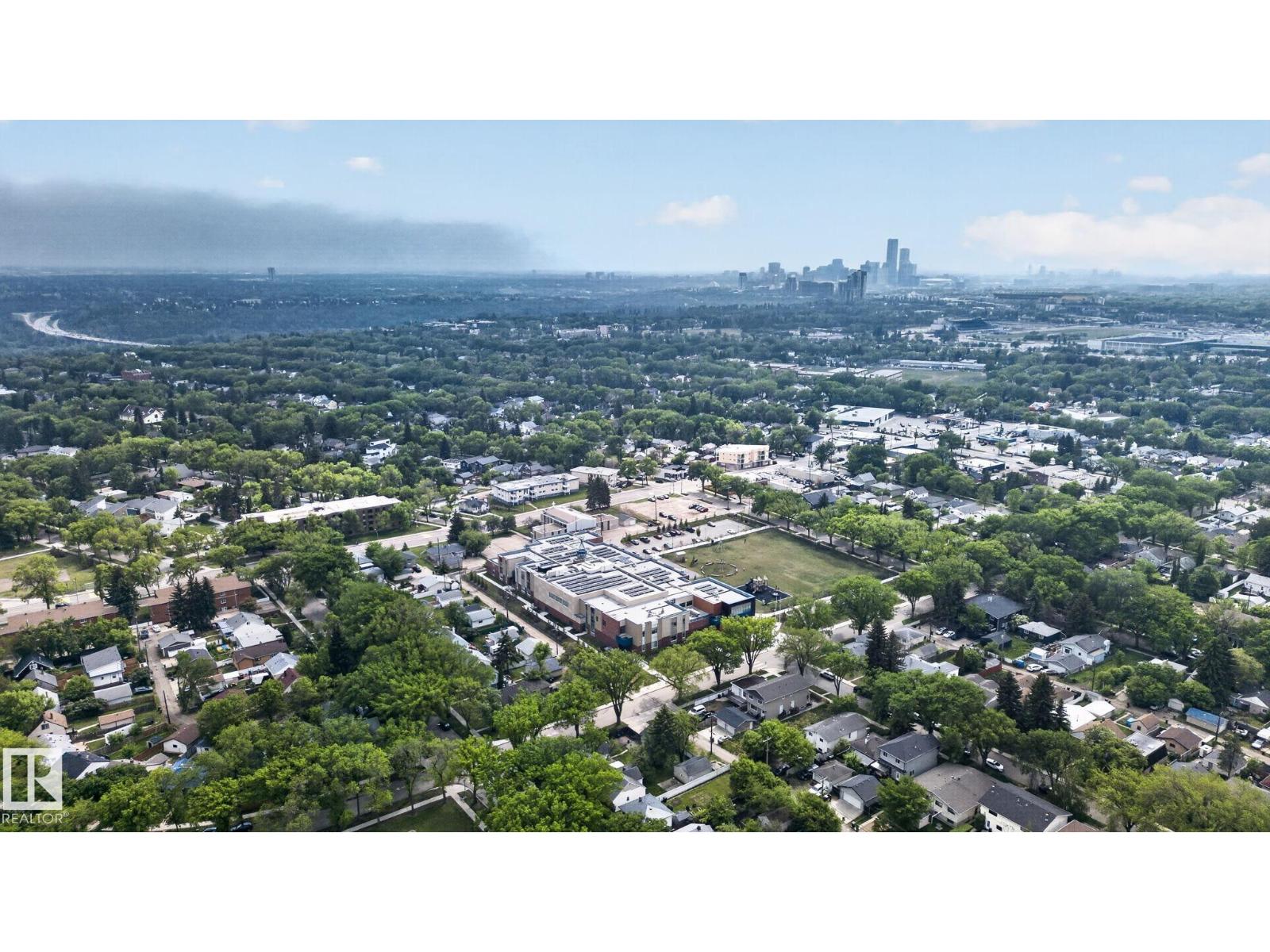 6203 122 AV NW — photo 55