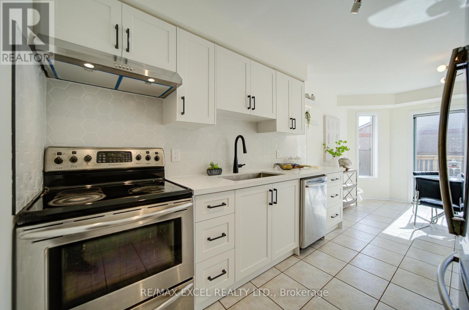 22 HORSTMAN STREET - 19