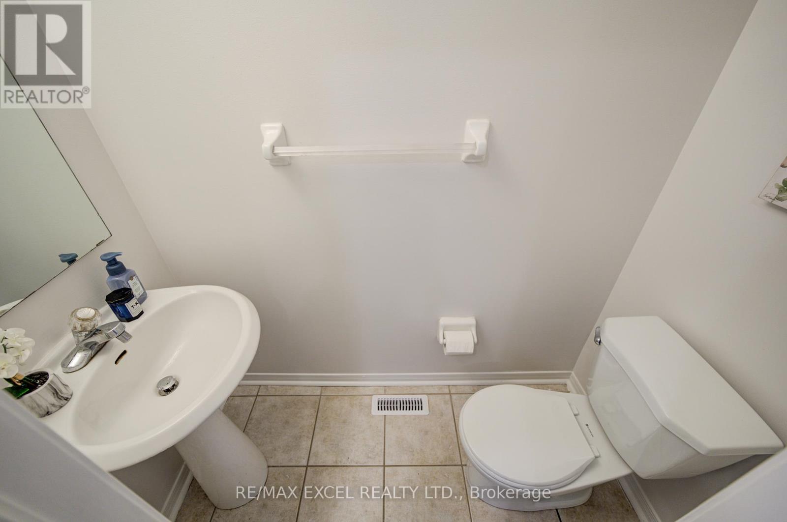 22 HORSTMAN STREET - 21