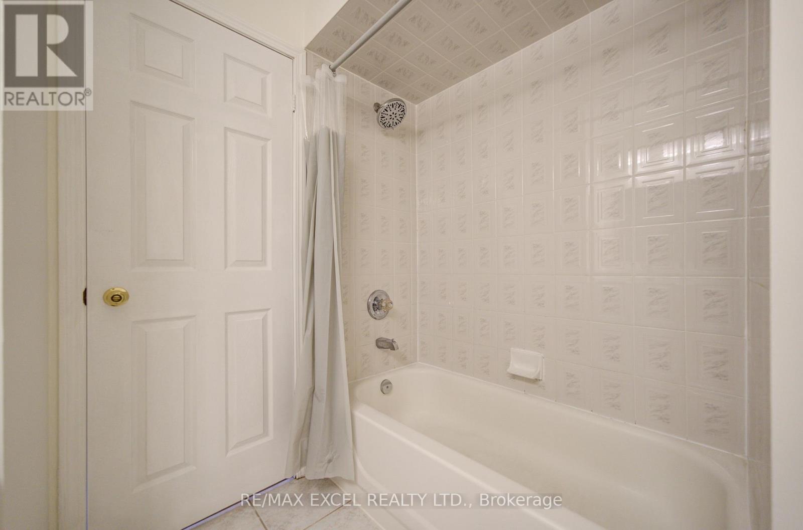 22 HORSTMAN STREET - 37