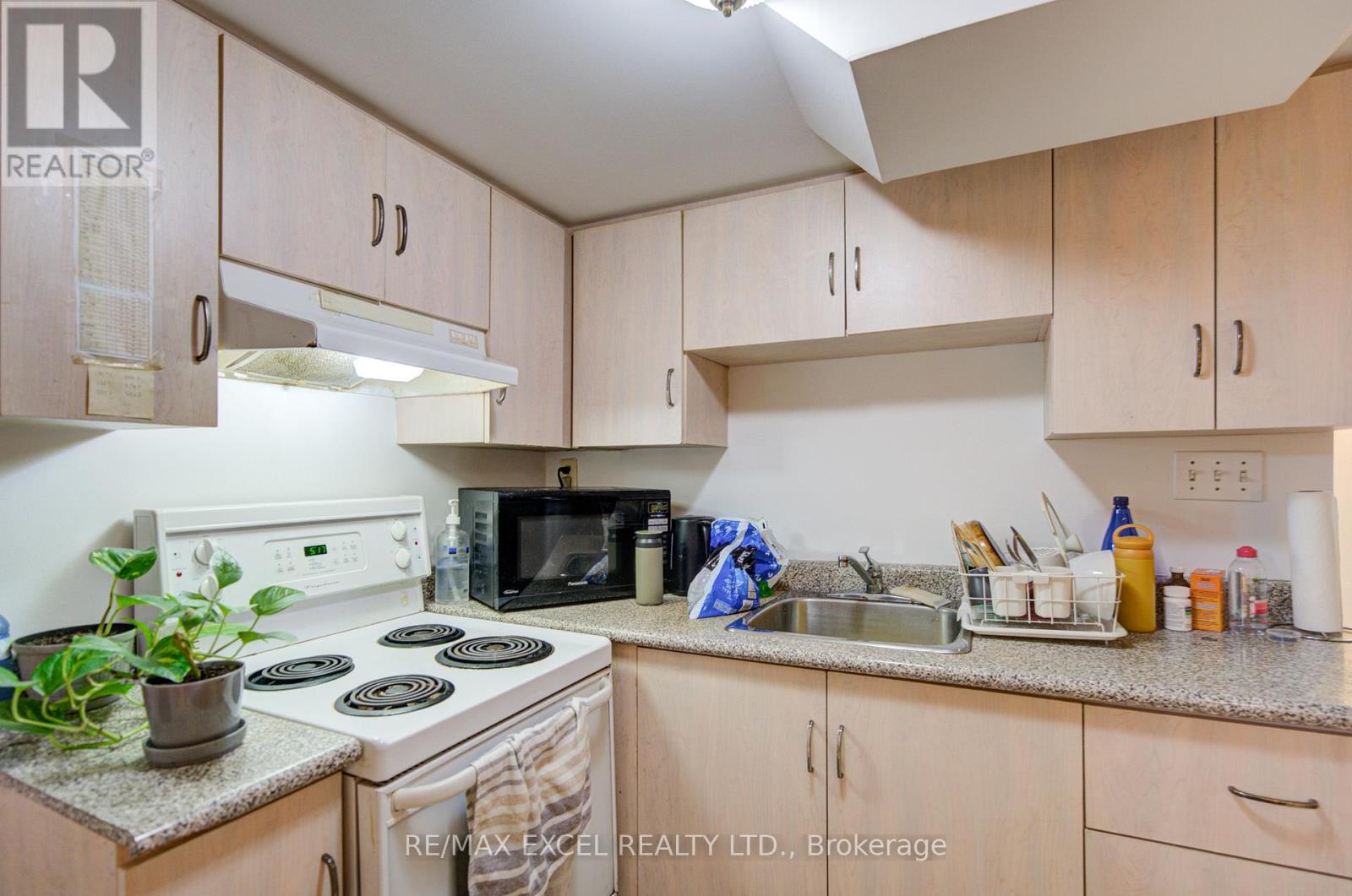 22 HORSTMAN STREET - 42