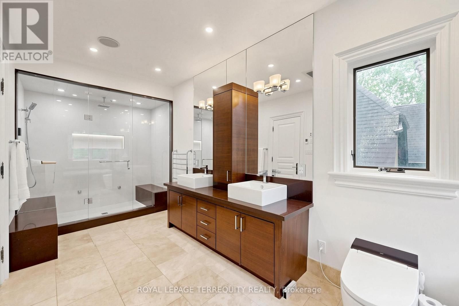 17 JEREMY DRIVE - 30