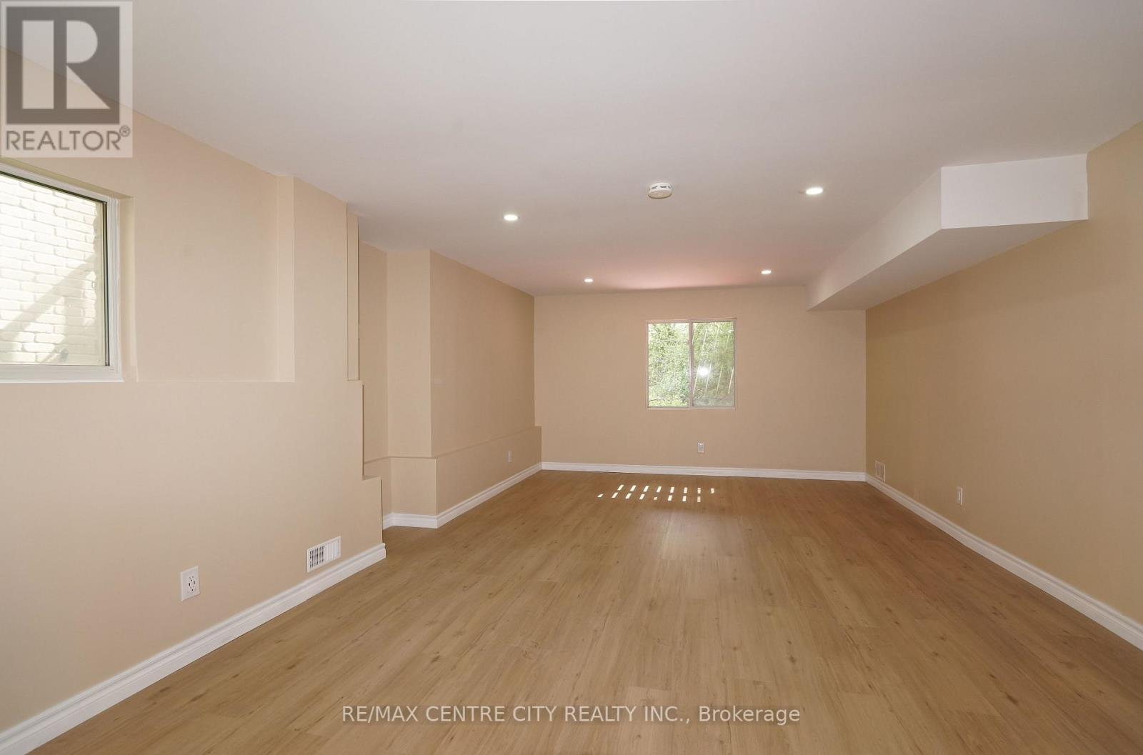 742 MARIGOLD STREET - 25