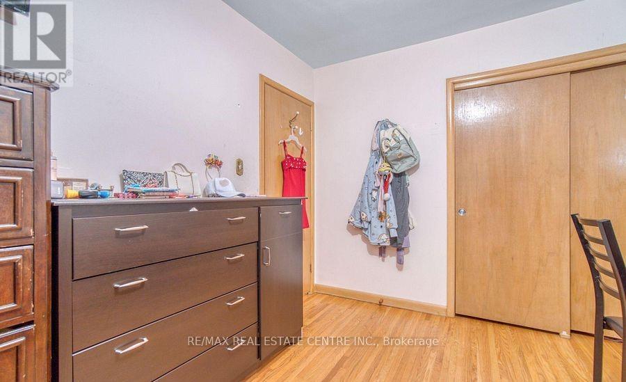 314 STRATHCONA DRIVE - 13