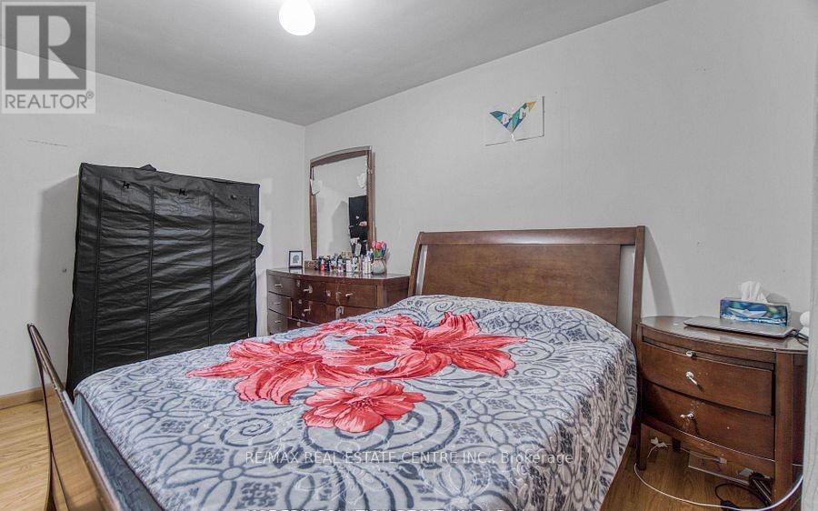 314 STRATHCONA DRIVE - 20
