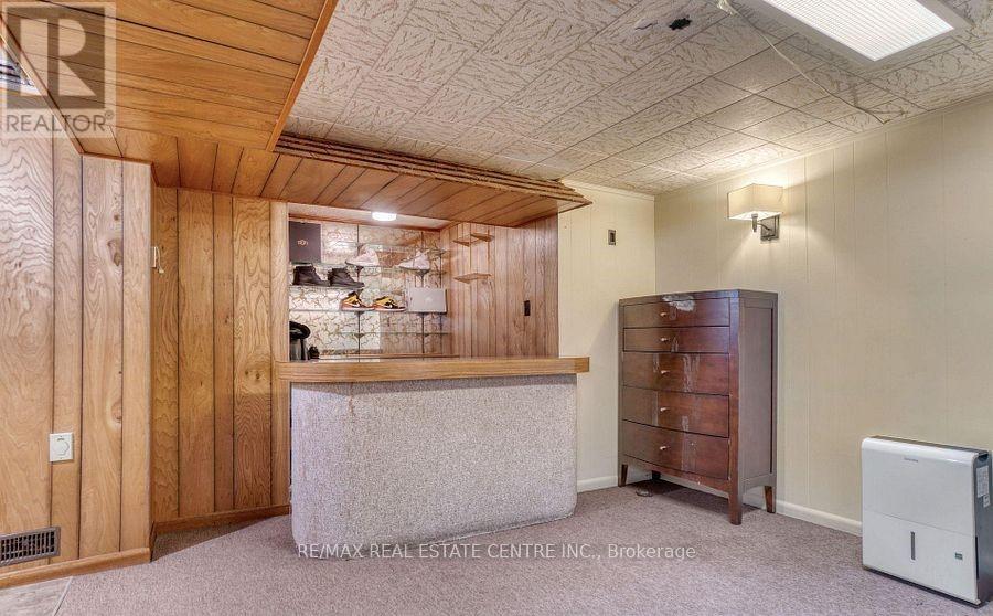 314 STRATHCONA DRIVE - 29