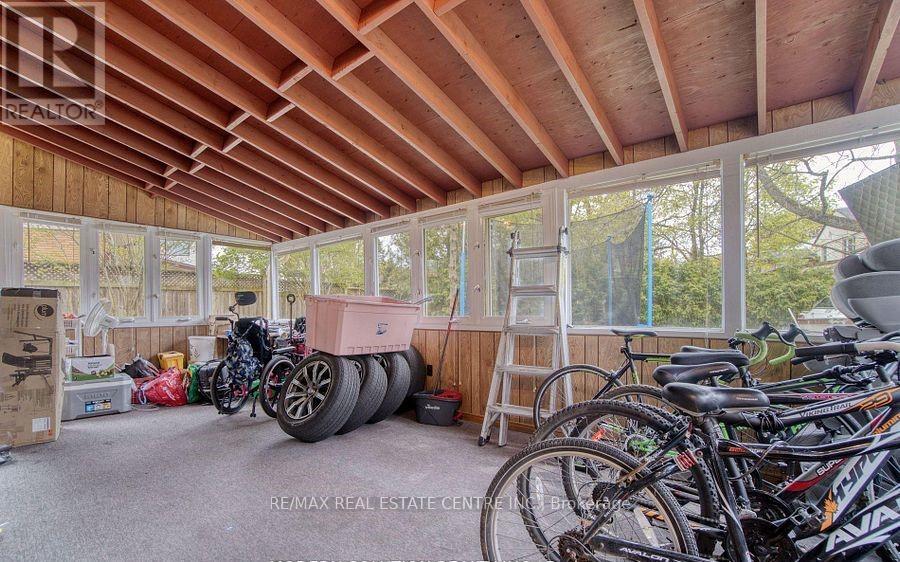 314 STRATHCONA DRIVE - 36
