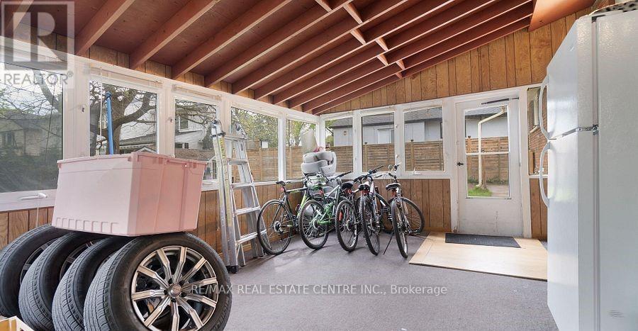 314 STRATHCONA DRIVE - 37
