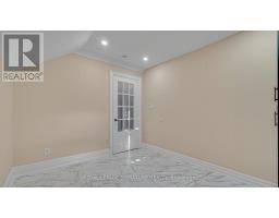 140 Trafalgar Road, Oakville, ON L6J3G5 Photo 28