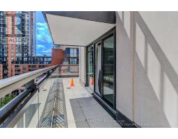 Den - 729 - 36 Via Bagnato, Toronto, ON M6A0B7 Photo 7