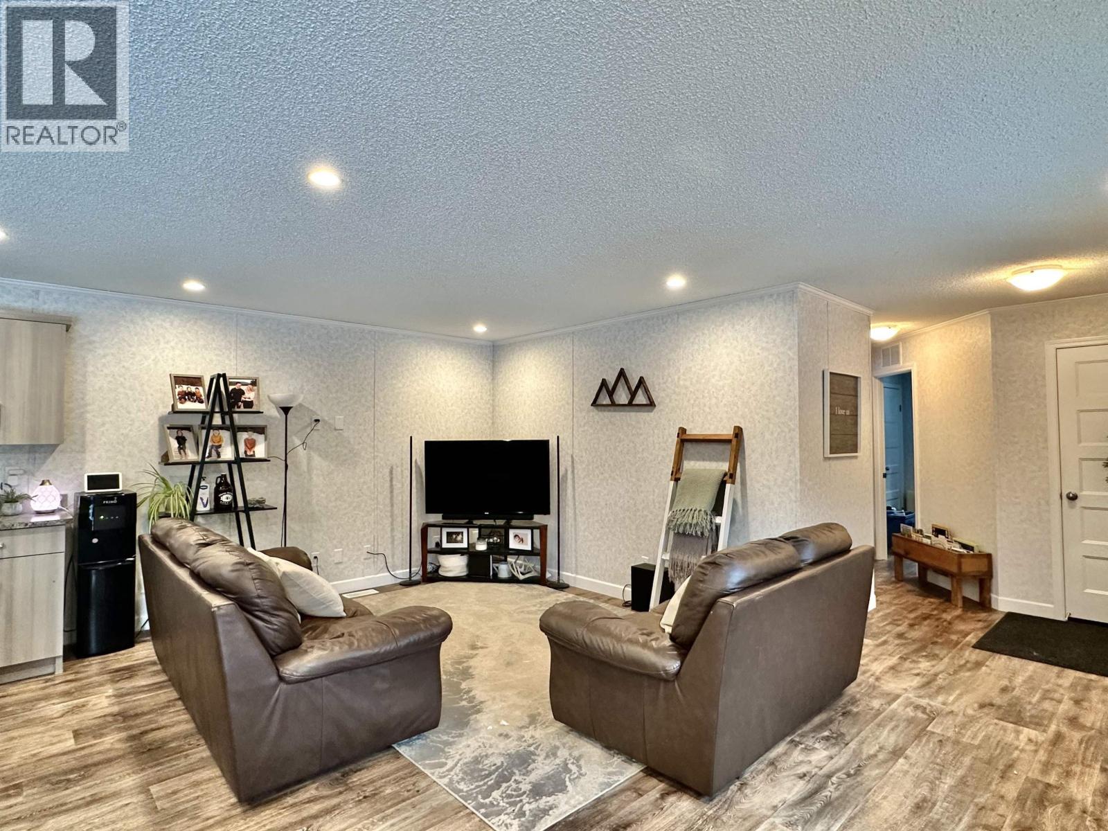 4995 PITNEY ROAD - 6