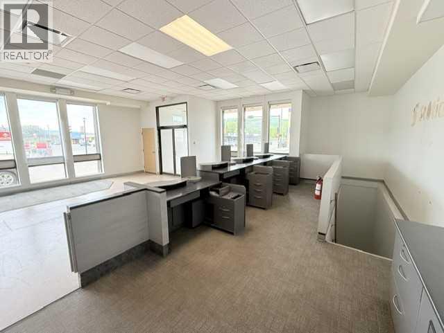 10037 100 - photo 2