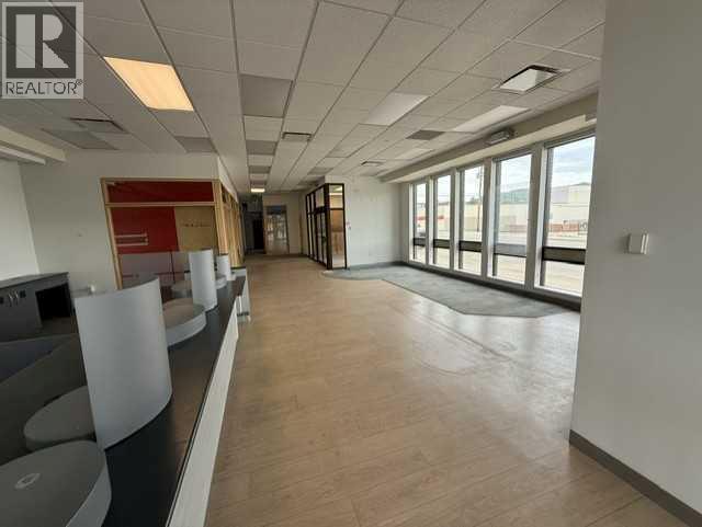 10037 100 - photo 3