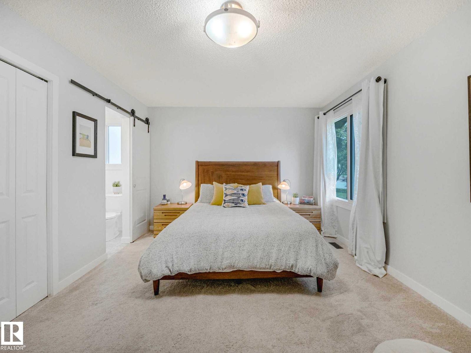 33 HURON DR — photo 15