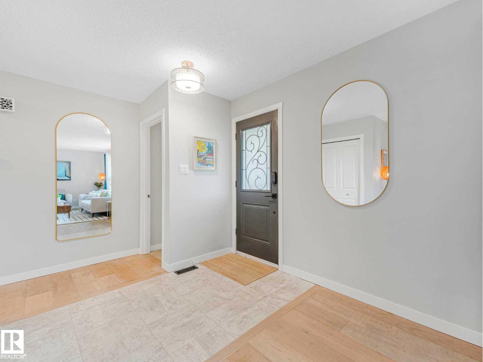 33 HURON DR — photo 7