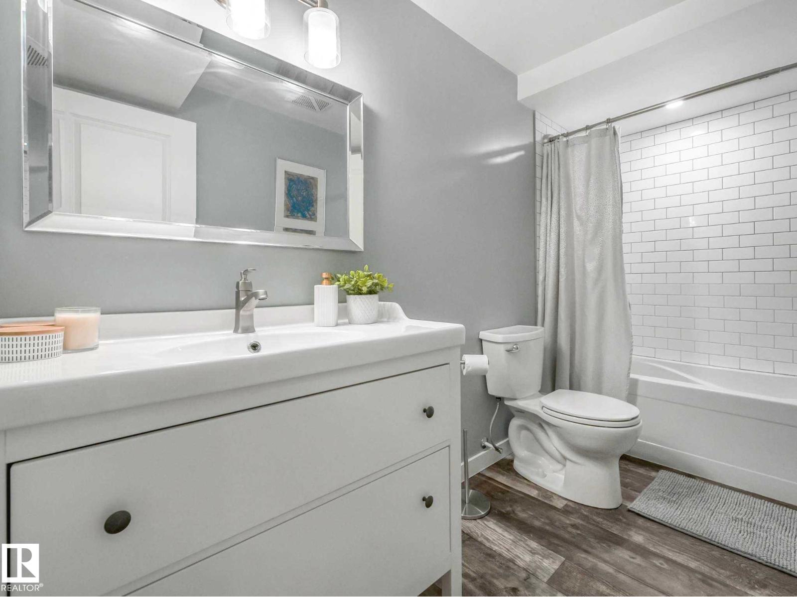 33 HURON DR — photo 30