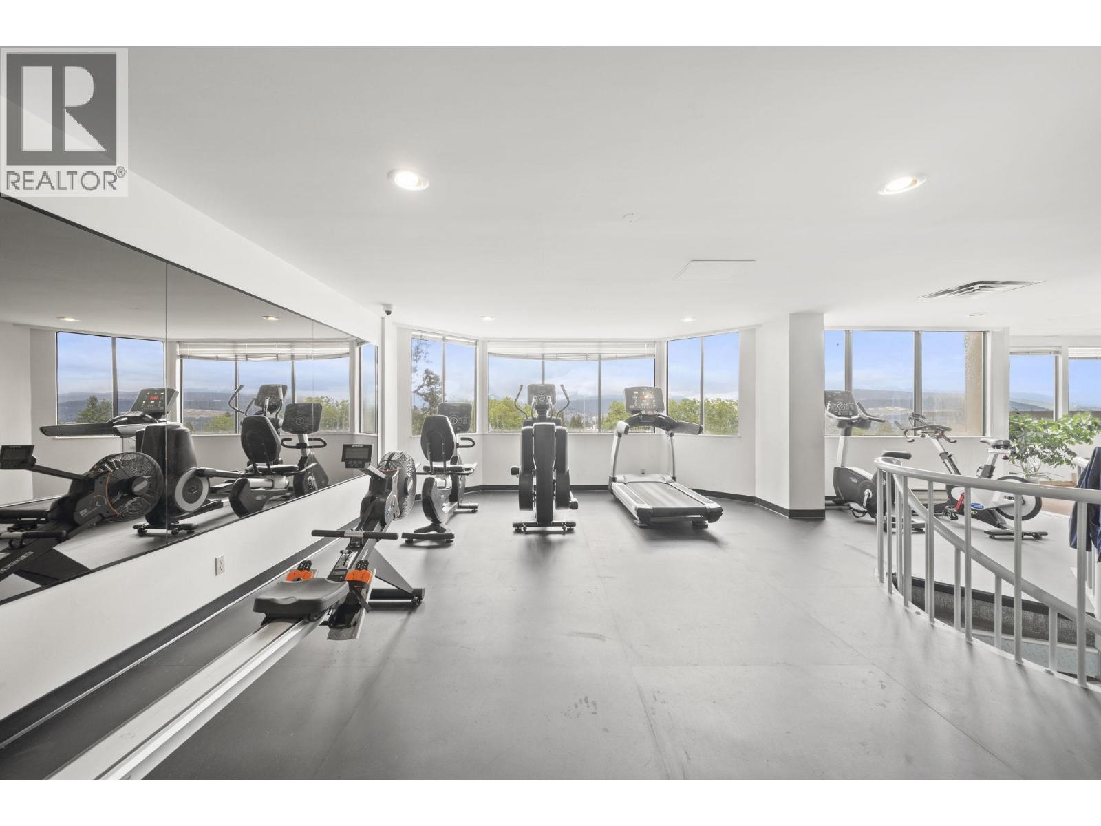 2102 6540 BURLINGTON AVENUE, Burnaby