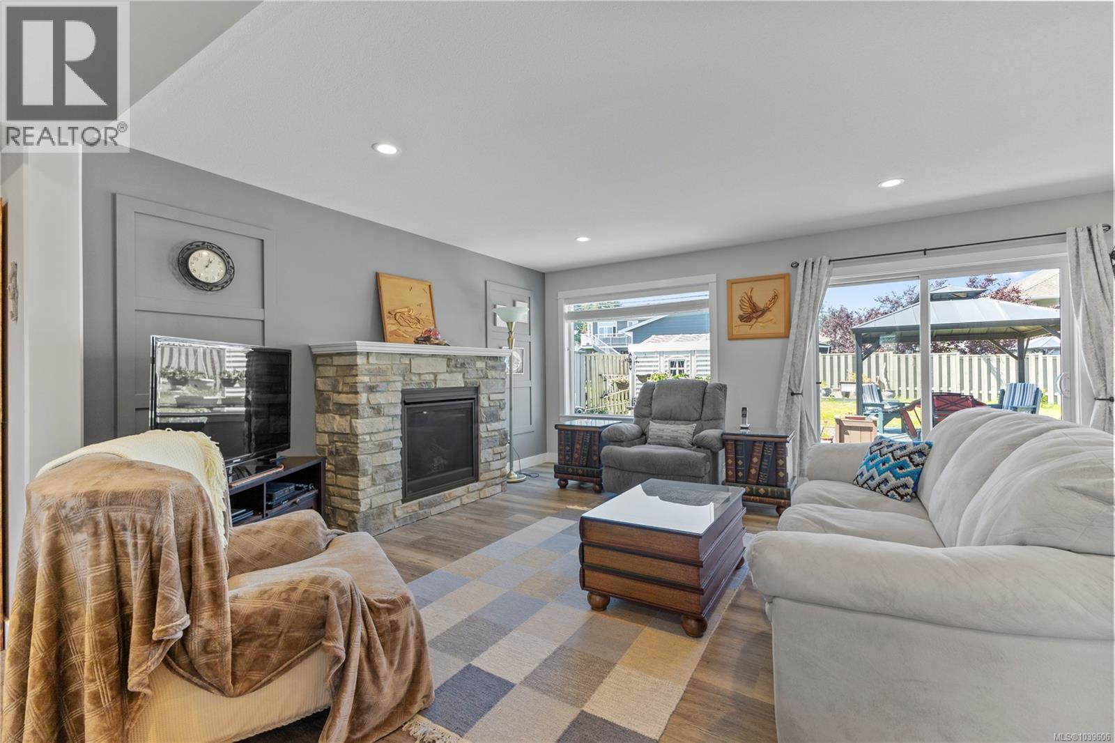 492 Park Forest Dr - 10