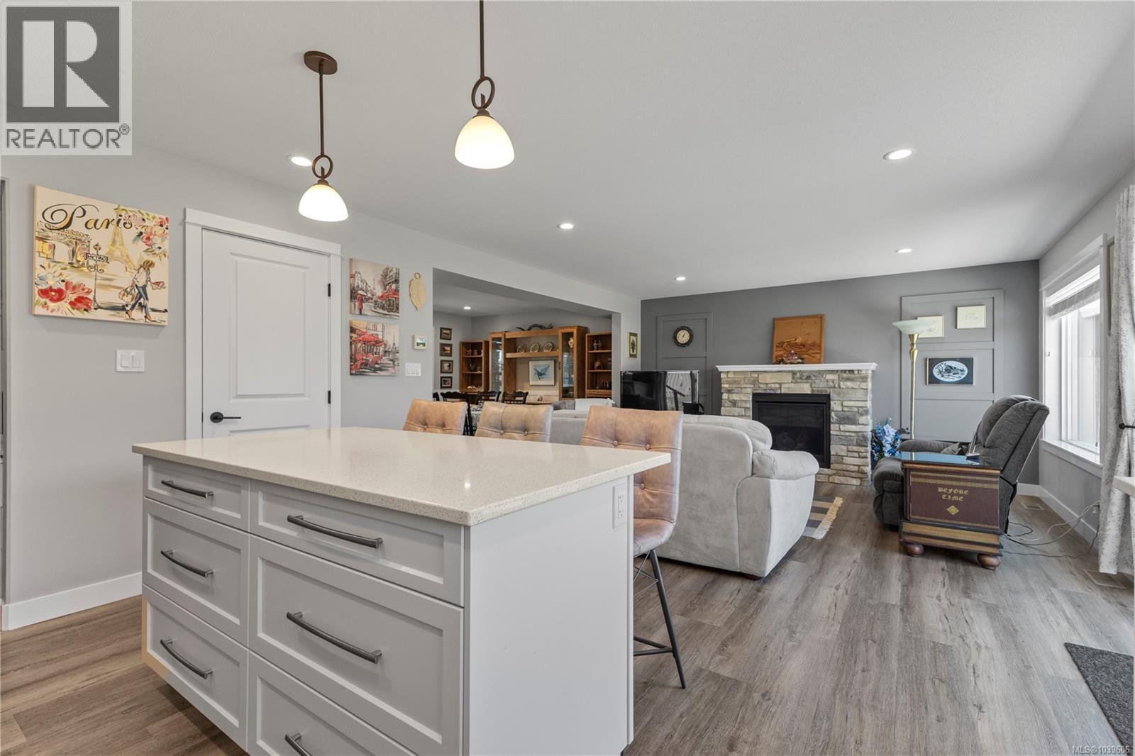 492 Park Forest Dr - 4