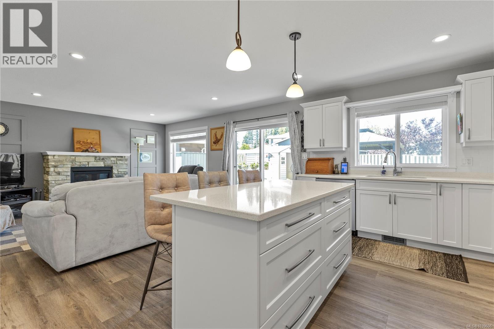 492 Park Forest Dr - 5