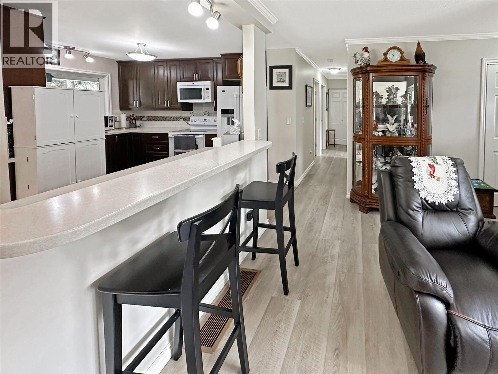 128 Edgewood Drive - 8