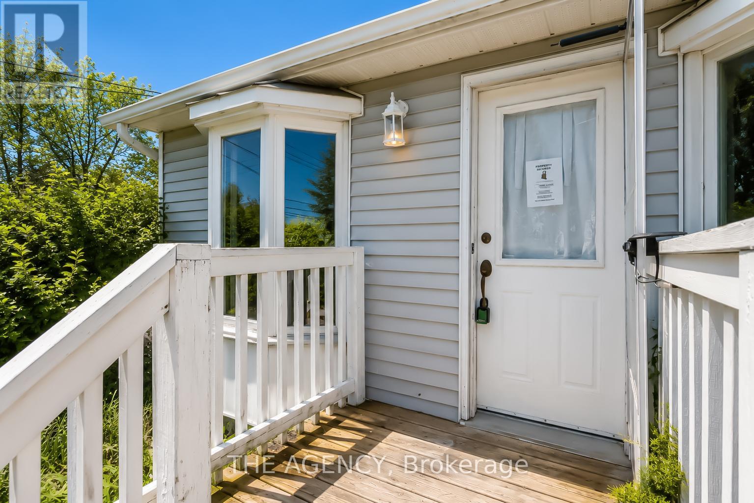 2696 HIGHWAY 6 - 27