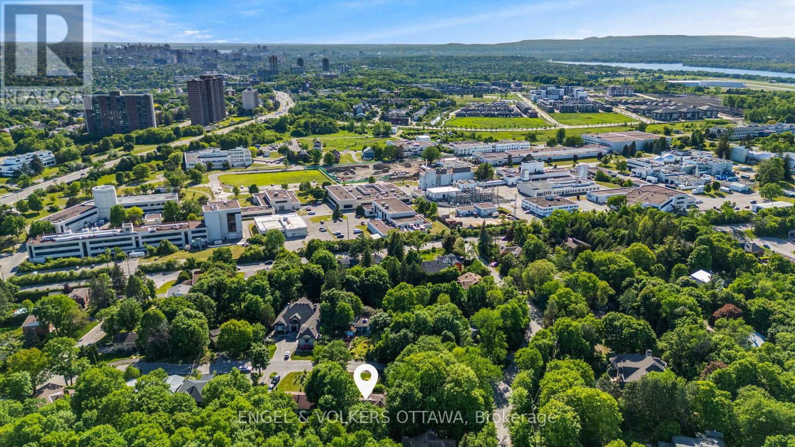 3 Bed, 3 Bath House for Sale in Ottawa – 1 AMBERLY PLACE, Ottawa – MLS# X13416902 - Image 28