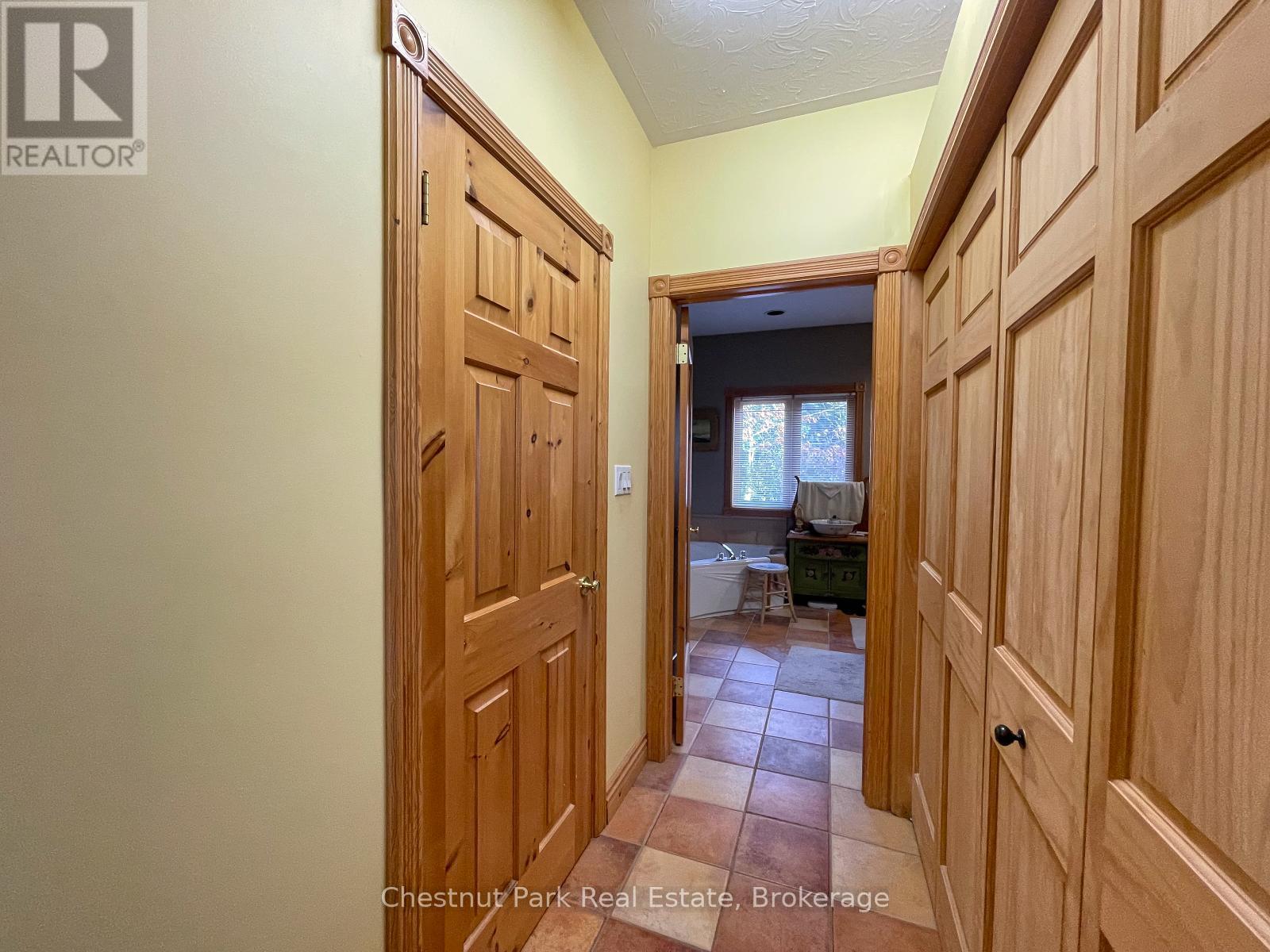 36 CEDAR DRIVE - 12