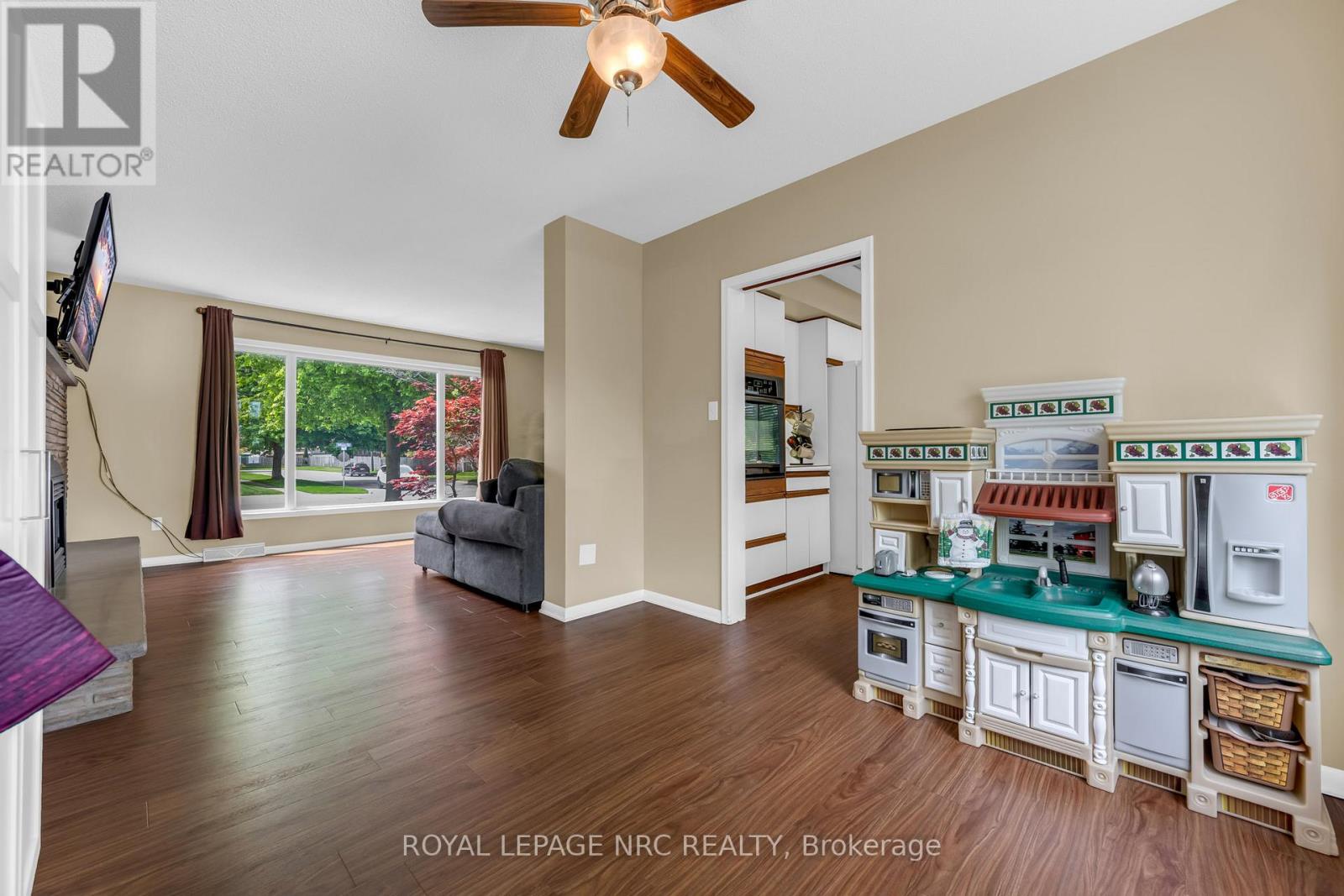 186 WILLSON ROAD - 13