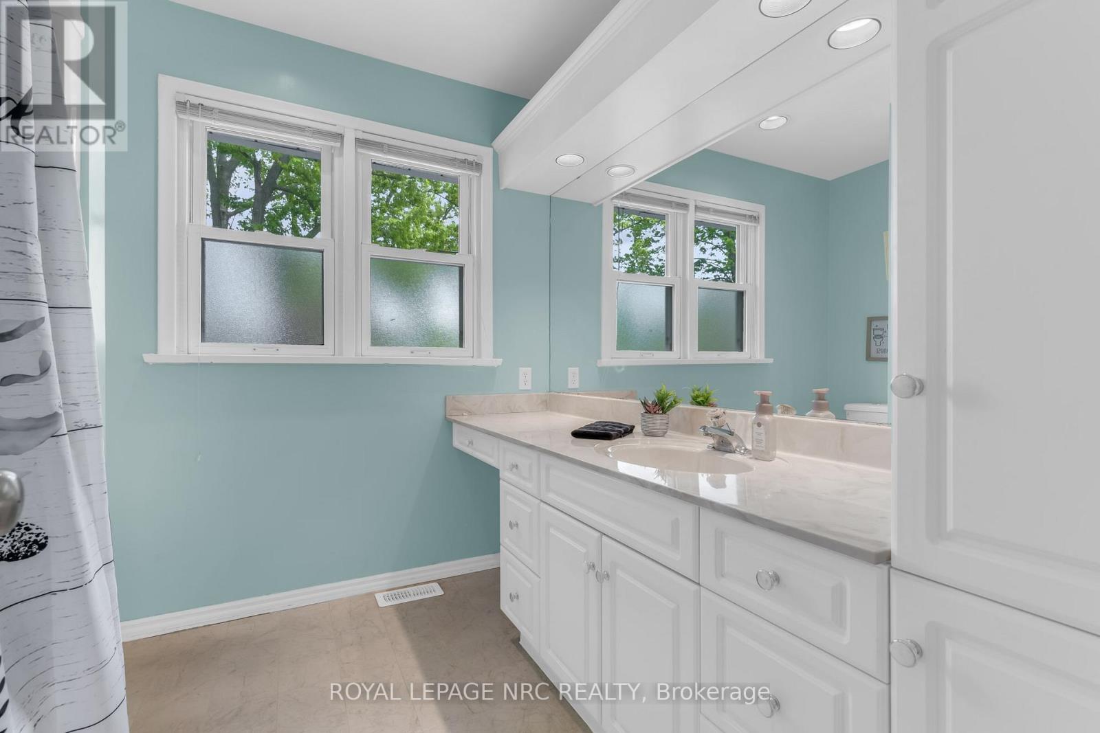 186 WILLSON ROAD - 24