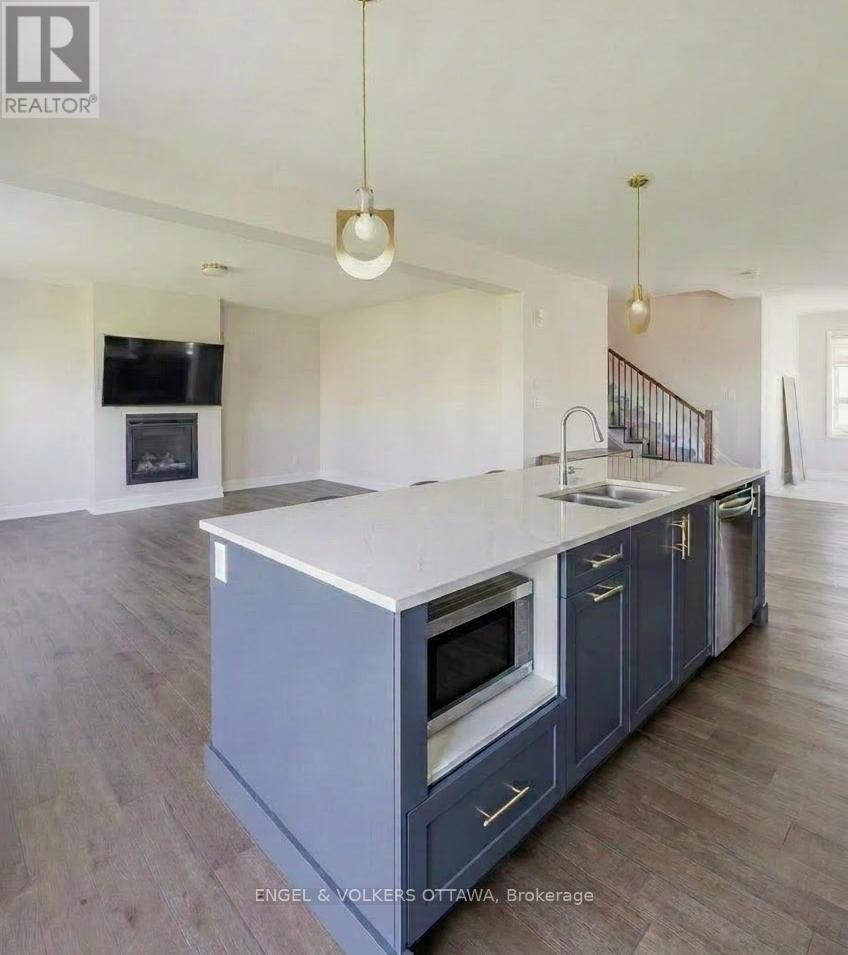 4 Bed, 4 Bath House for Rent in Ottawa – 660 TERRIER CIRCLE S, Ottawa – MLS# X12936624 - Image 26