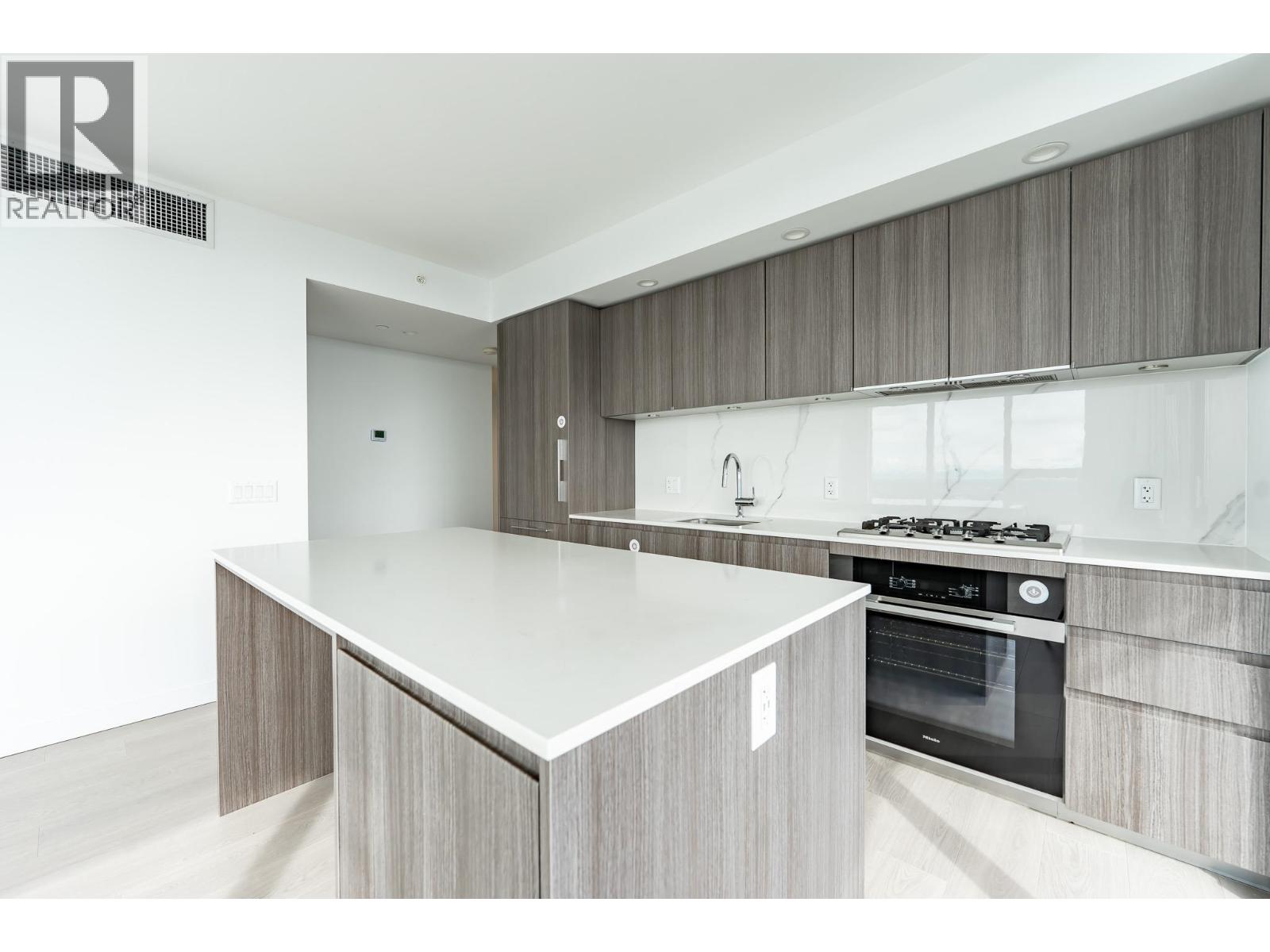 2704 6537 TELFORD AVENUE, Burnaby