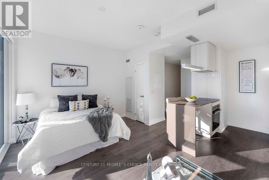 #3406 20 RICHARDSON STREET S - 27