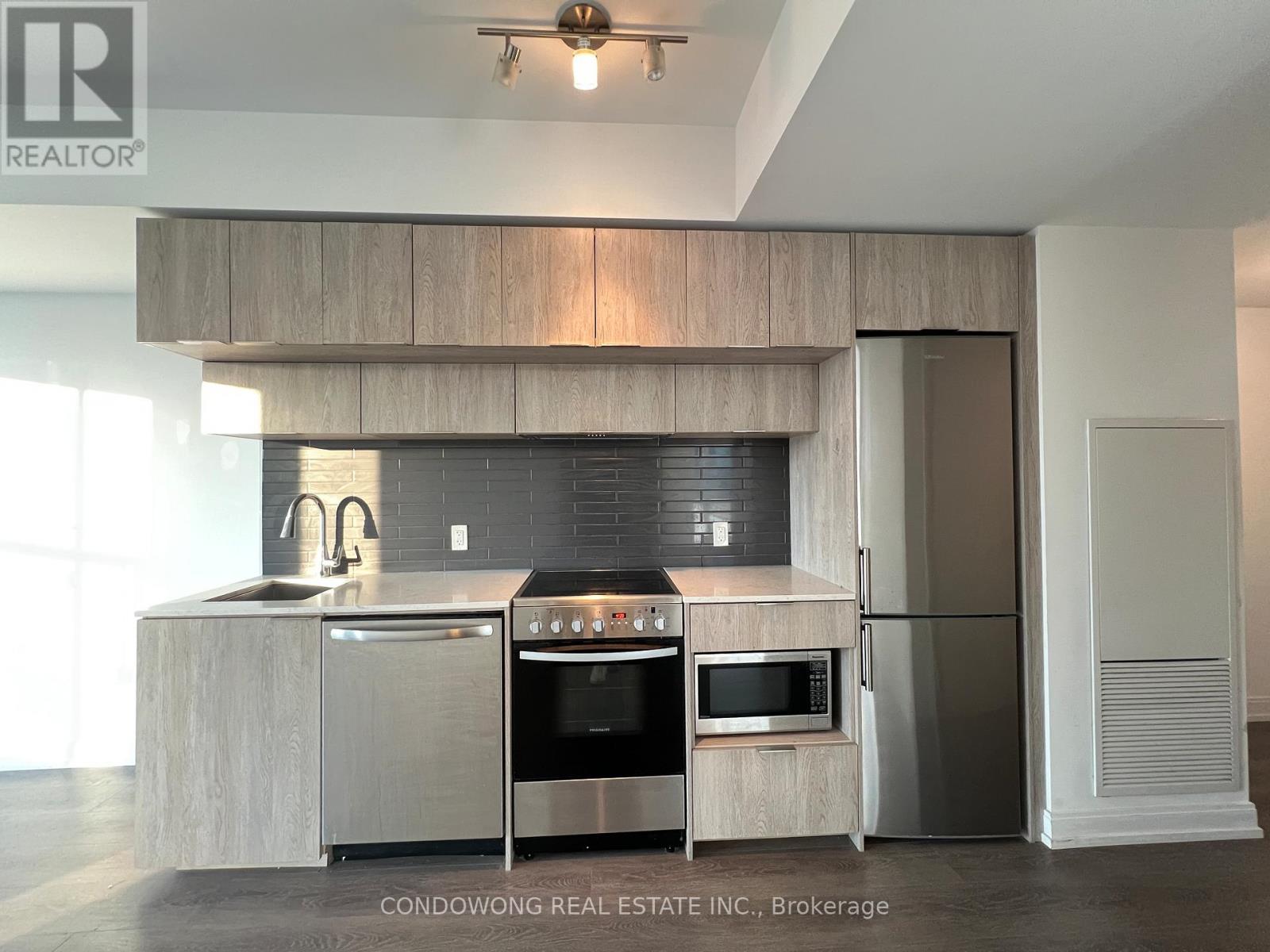 High End Kitchen
