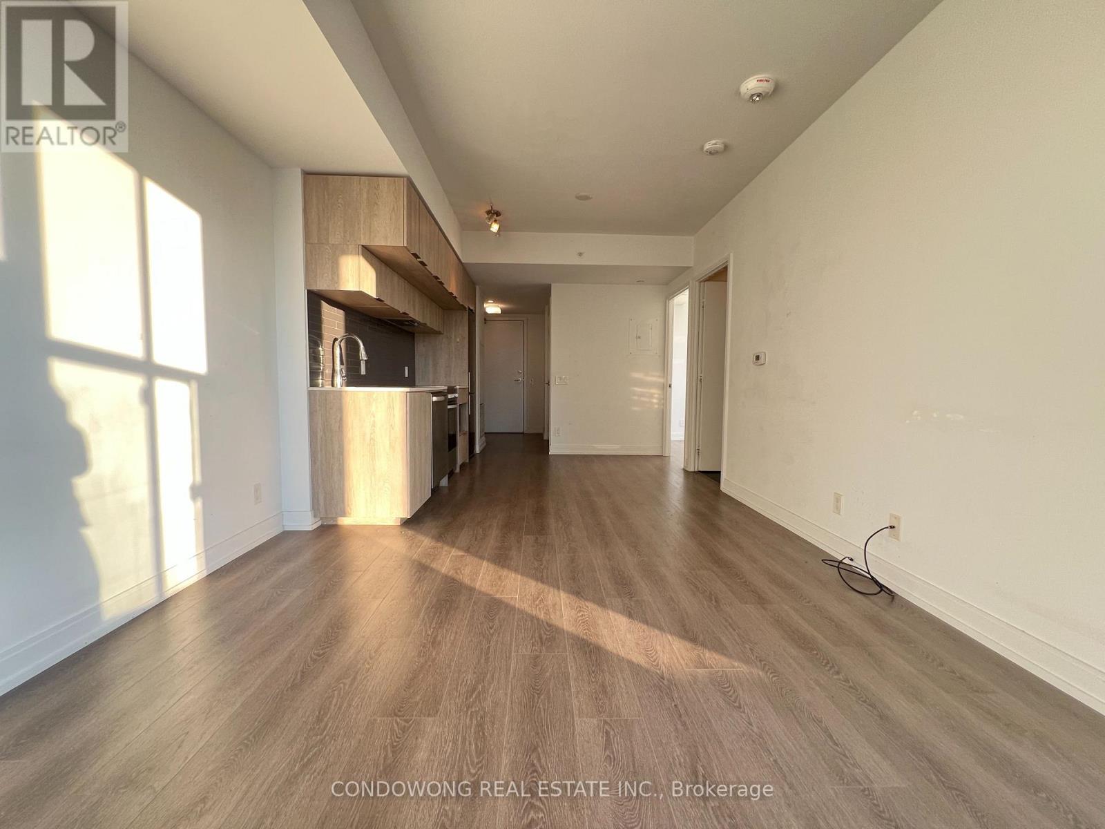 Super Bright & Spacious