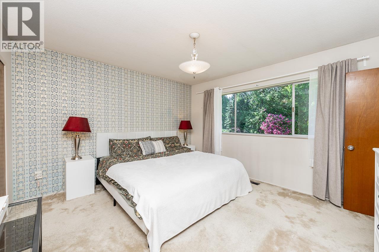 1453 COLEMAN STREET, North Vancouver