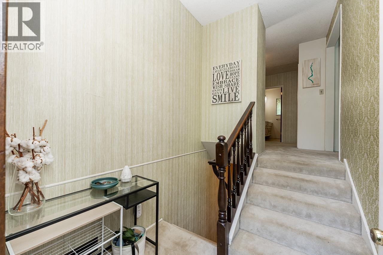 1453 COLEMAN STREET, North Vancouver