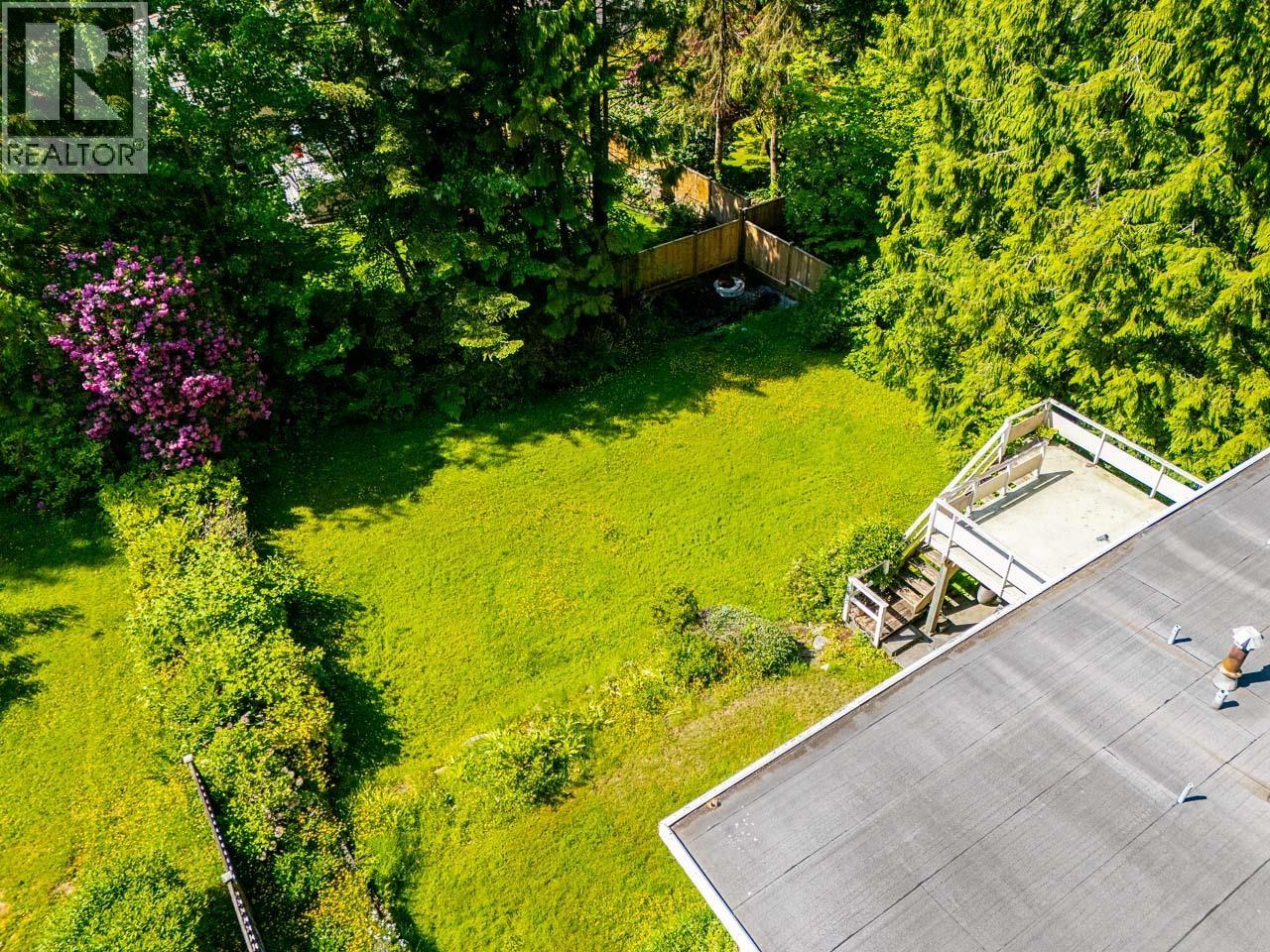 1453 COLEMAN STREET, North Vancouver