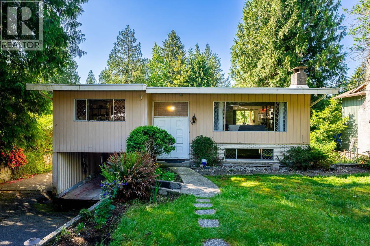 1453 COLEMAN STREET, North Vancouver
