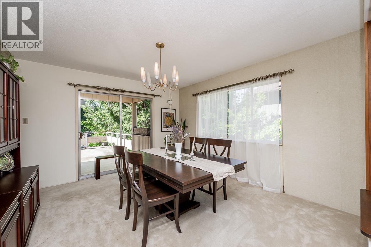 1453 COLEMAN STREET, North Vancouver