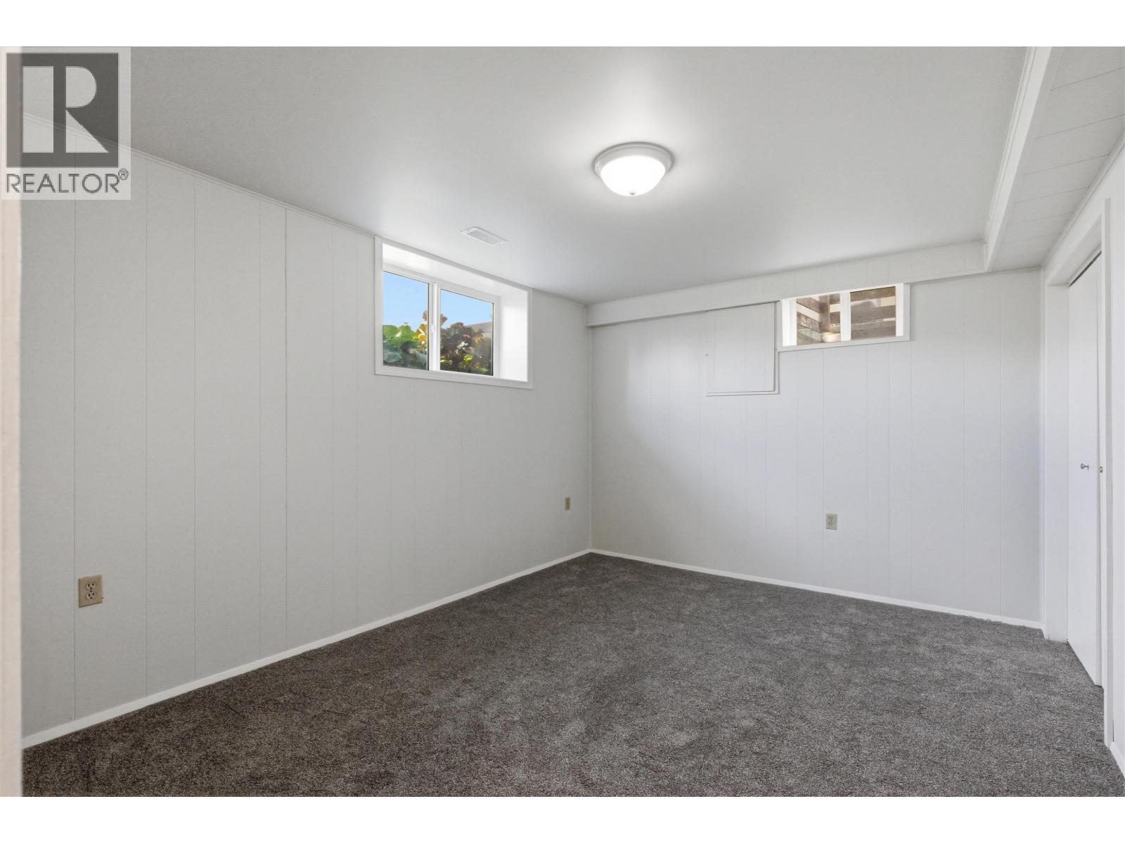 708 SMITH STREET - 24