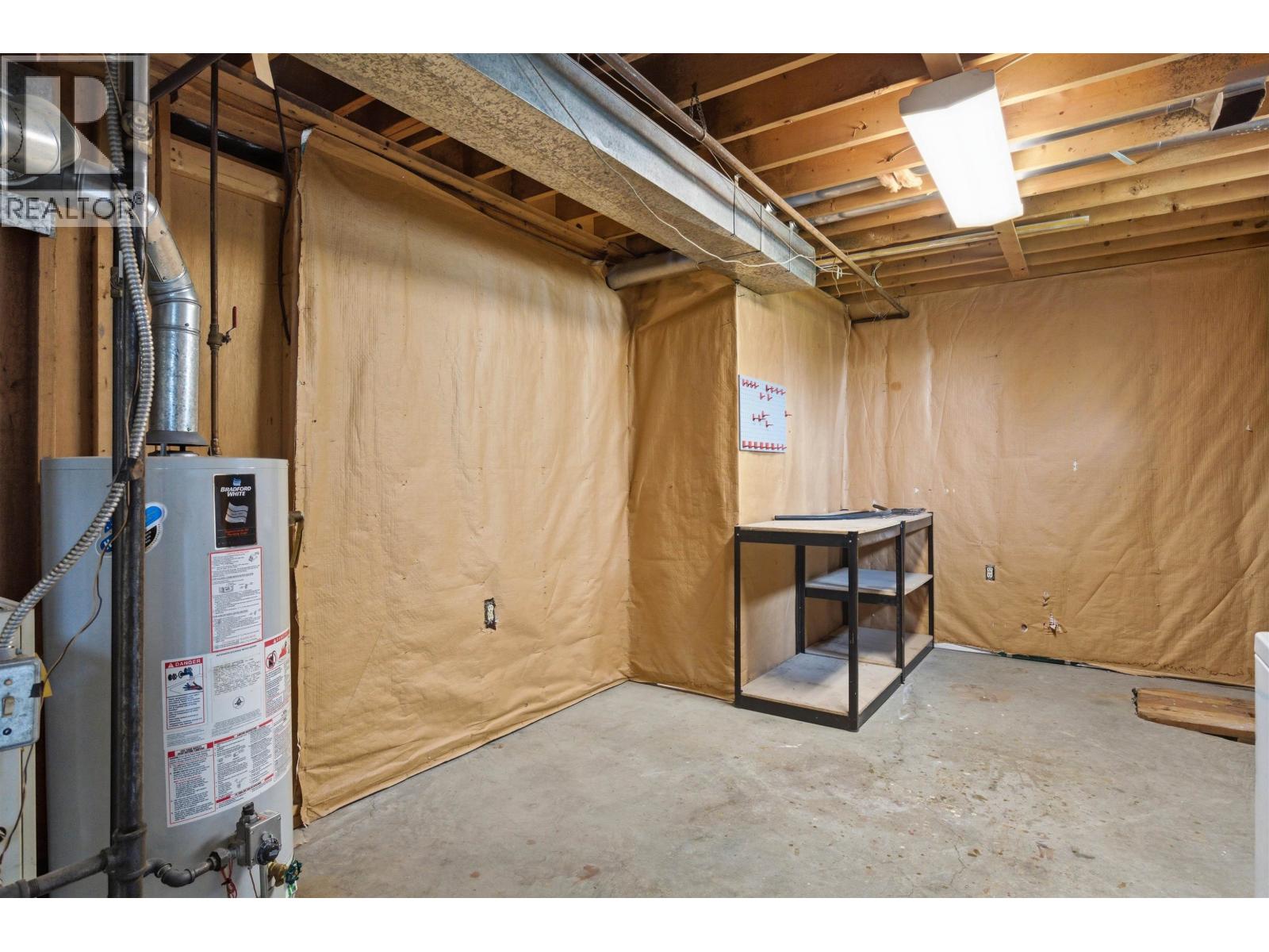 708 SMITH STREET - 28