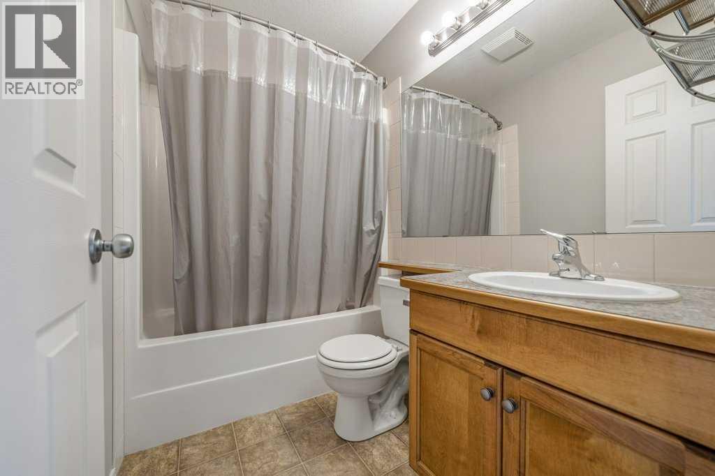 3, 105 Silkstone Road W — photo 15