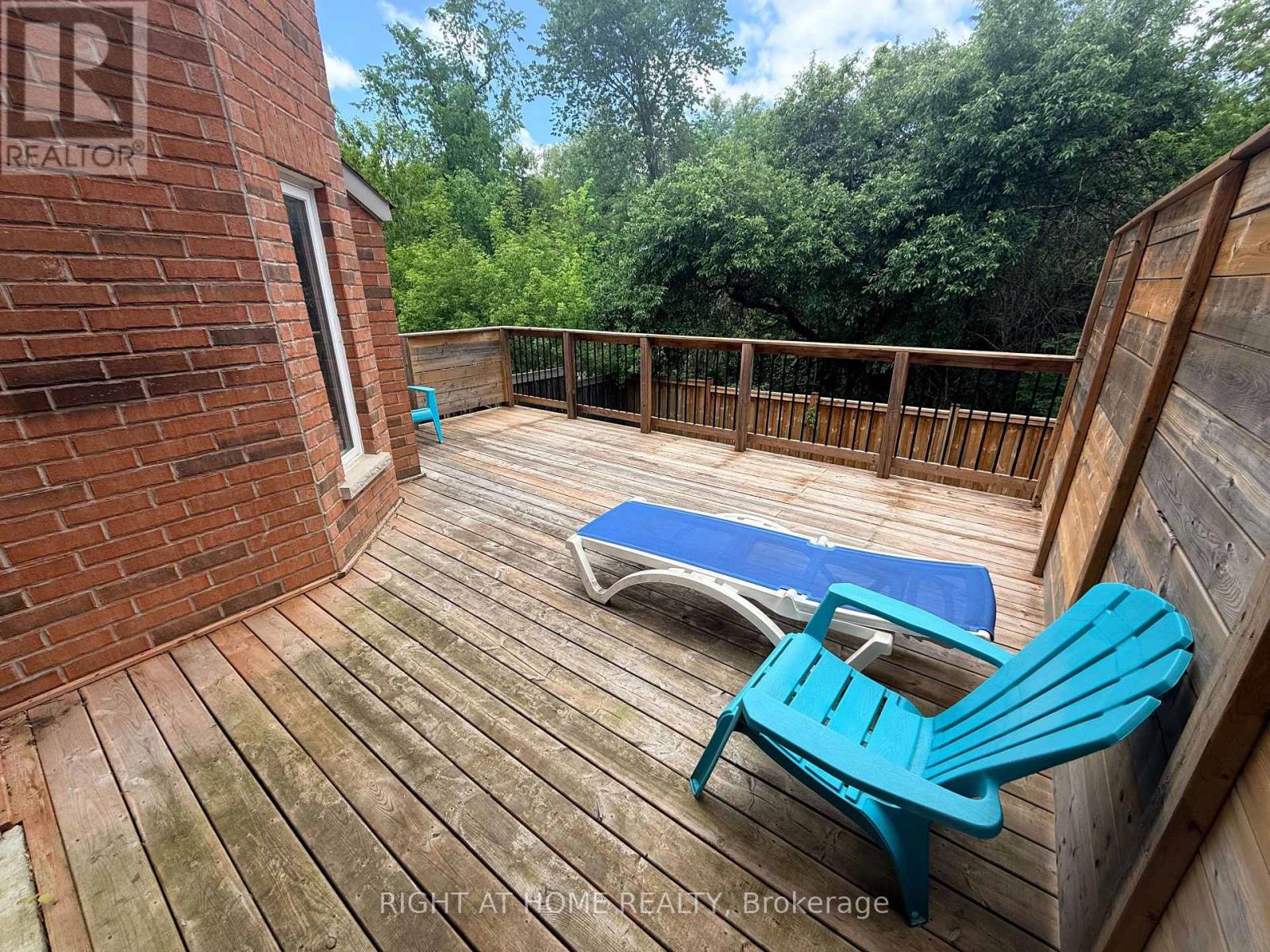 1216 FOX HILL STREET - 21