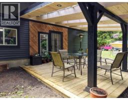11198 Tuck Road, Powell River, BC  Photo 11