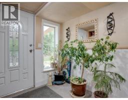 11198 Tuck Road, Powell River, BC  Photo 14
