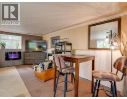 11198 Tuck Road, Powell River, BC  Photo 25