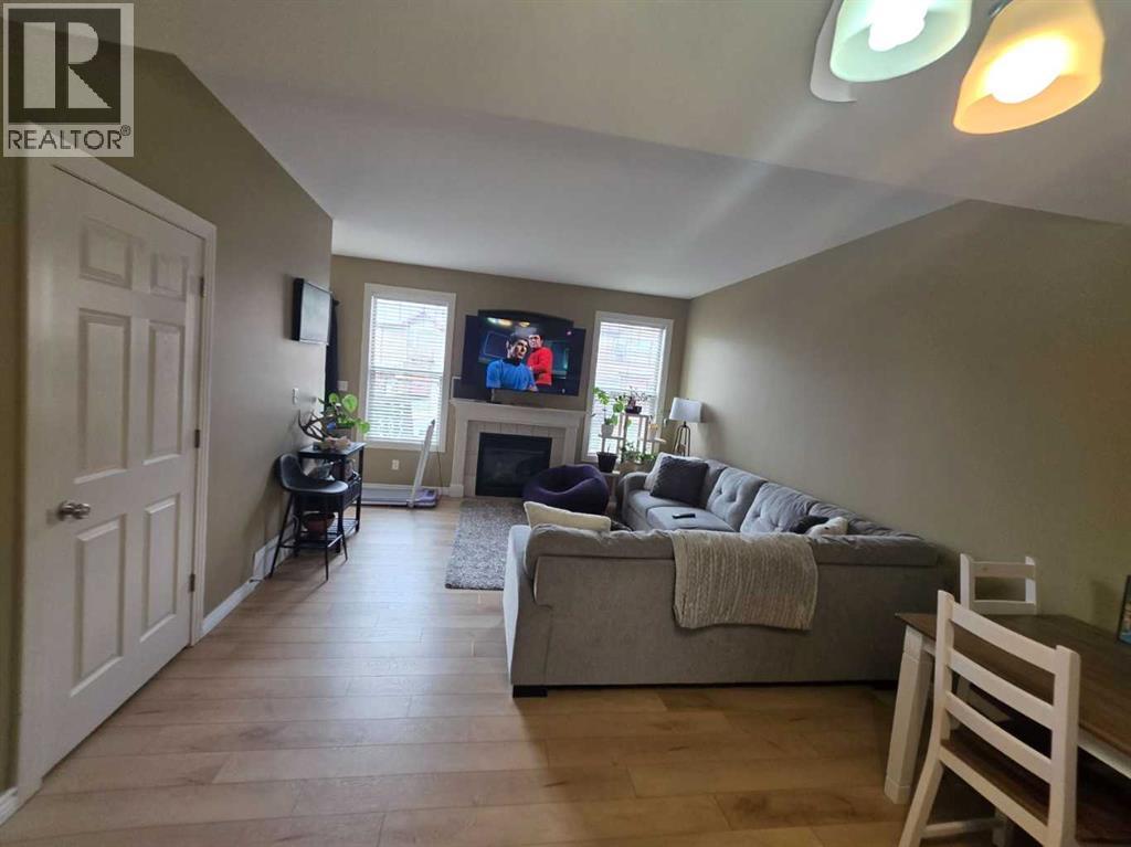 #38 45 Ironstone Drive - 28
